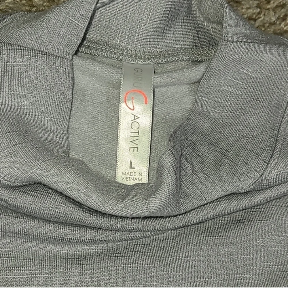 GURU ACTIVE  Top - Picture 2 of 5